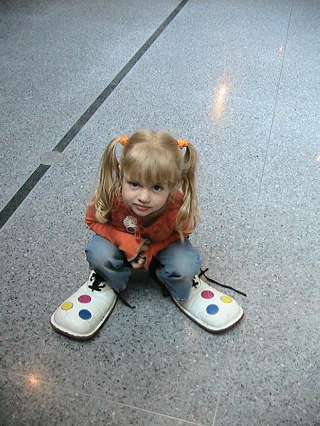 IMG_1555.jpg - Shoes' Museum