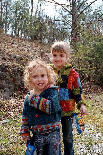 virgin3118.JPG - In the Park near Natural Bridge