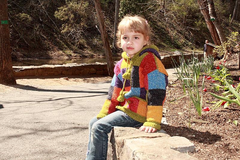 virgin3123.JPG - In the Park near Natural Bridge