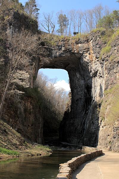 virgin3125.JPG - Natural Bridge