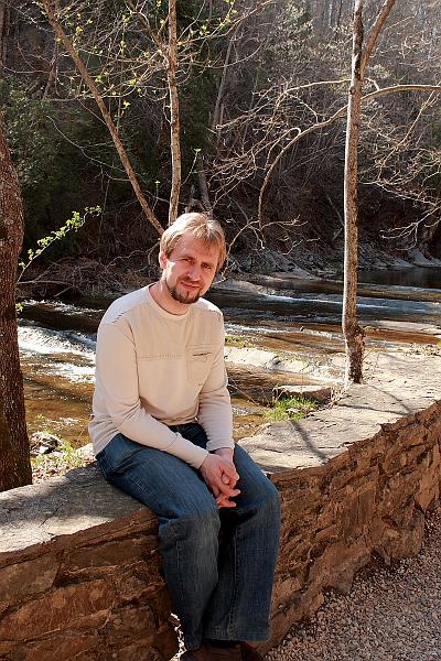 virgin3134.JPG - In the Park near Natural Bridge