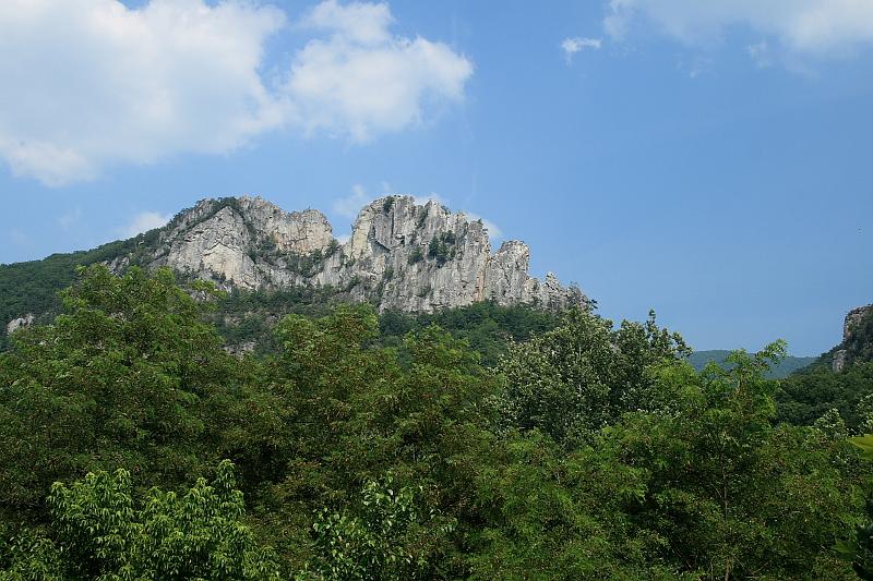 tmp5221.JPG - Seneca Rocks